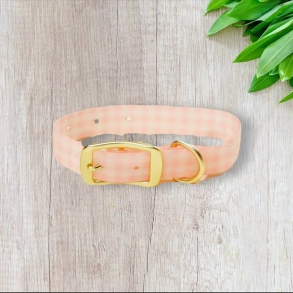 Bear & Ollieโs Pink Gingham Collar Small